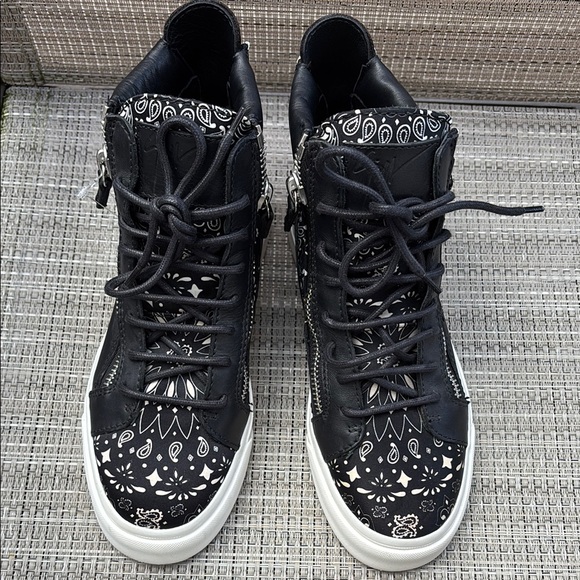 Giuseppe Zanotti Black White Zippers High-Top Sneakers-6 - Picture 5 of 13